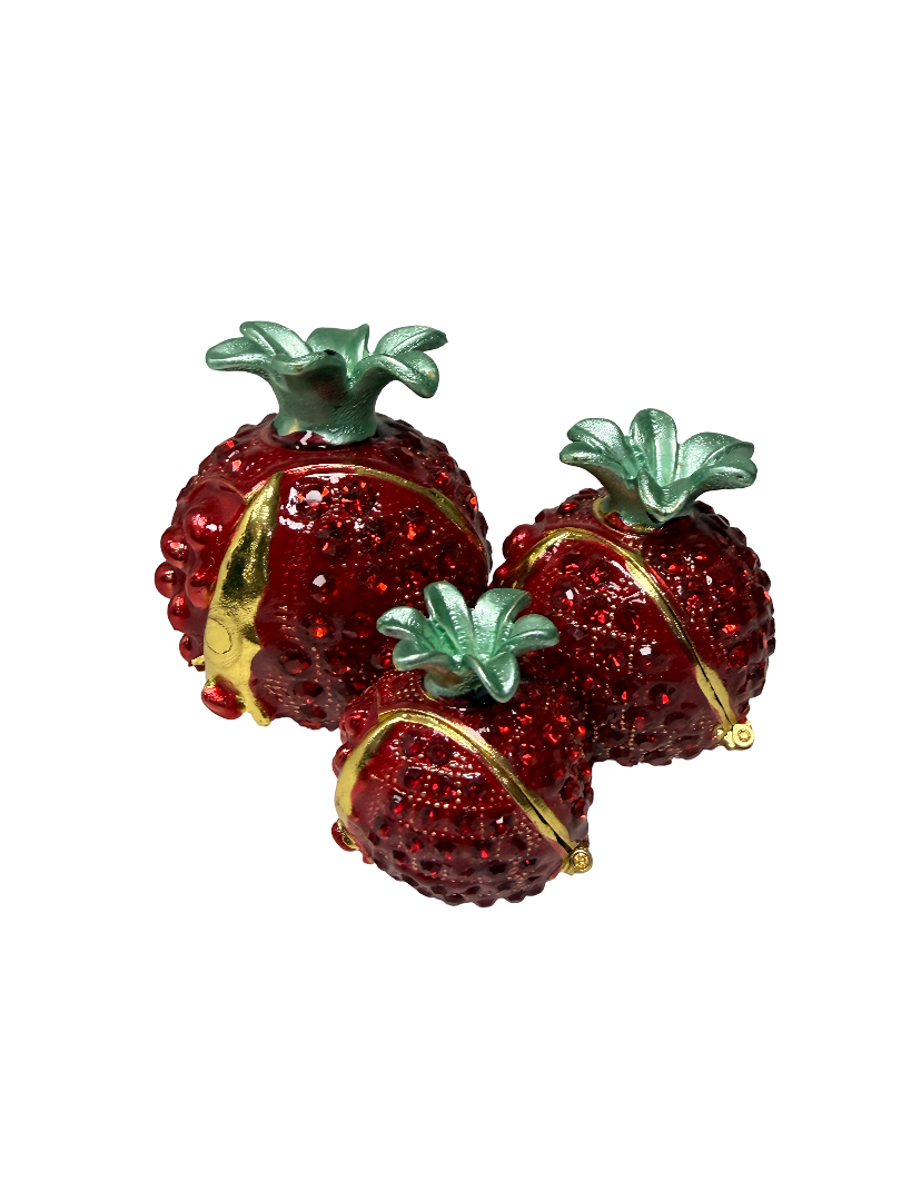 სვაროვსკის დეკორატიული ბროწეული ზარდახშა 3ც